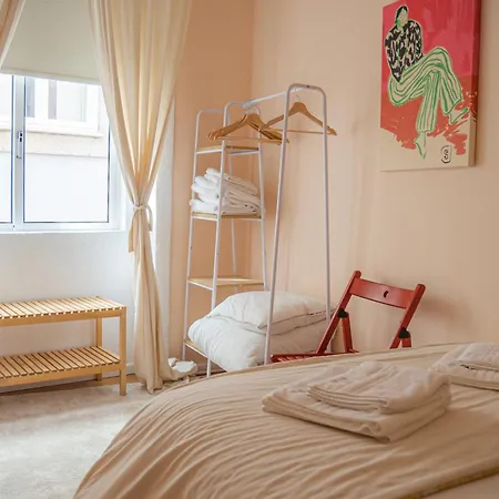 Impar Triplex House *