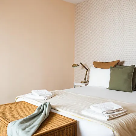 Impar Triplex House * ポルト