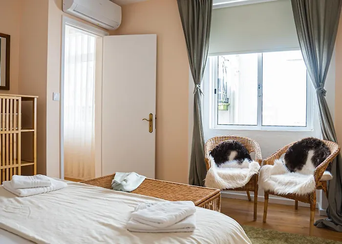 Impar Triplex House ポルト